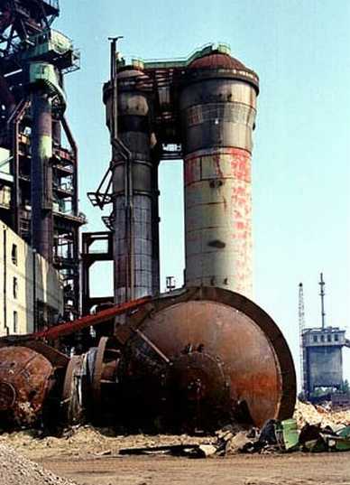 Werk Krupp Rheinhausen, Abriss in den 1990er Jahren (Quelle: Wikipedia, gemeinfrei)